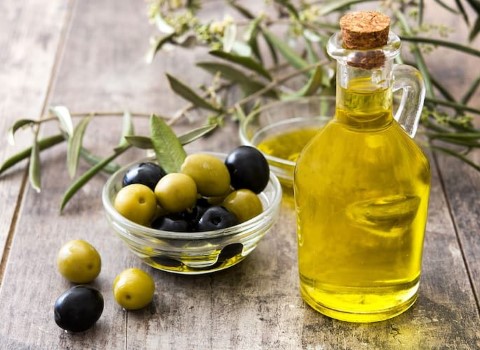تصویر 4 از قیمت خرید روغن زیتون اصل + فروش ویژه