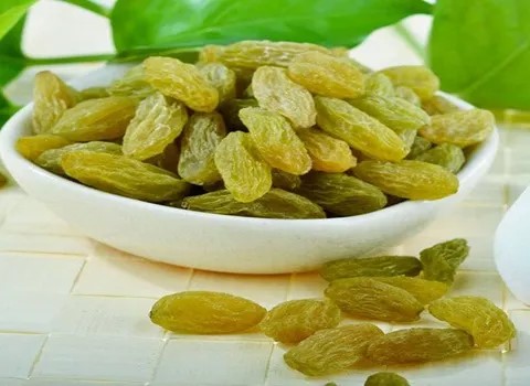 تصویر 4 از قیمت خرید کشمش سبز تیزابی + فروش ویژه
