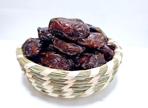 تصویر 2 از خرما کبکاب سیاه مخصوص + کیفیت تضمینی