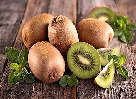 تصویر 4 از قیمت خرید کیوی صادراتی آستارا عمده به صرفه و ارزان