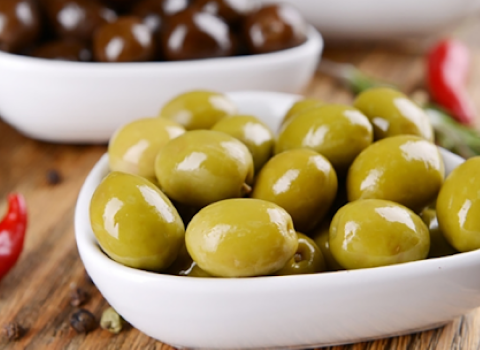 تصویر 1 از قیمت زیتون سبز درشت + خرید باور نکردنی