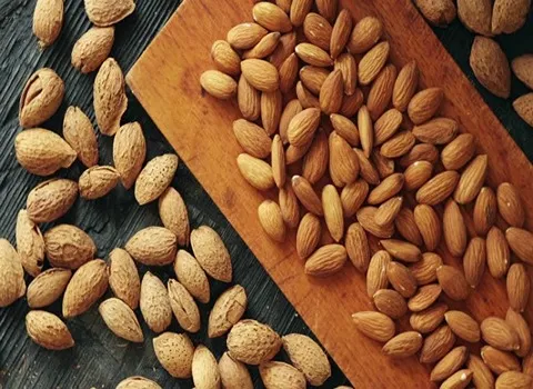 تصویر 4 از قیمت خرید بادام درختی ارگانیک + فروش ویژه و عمده