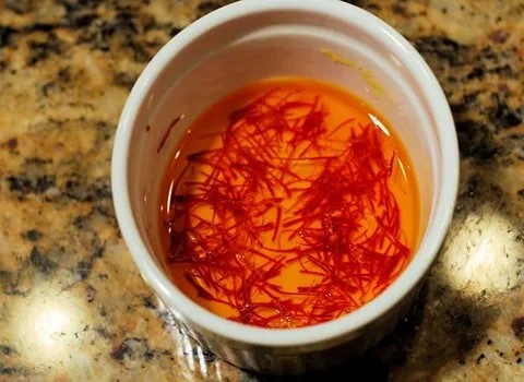 تصویر 3 از قیمت عصاره زعفران زرد طلایی + خرید باور نکردنی