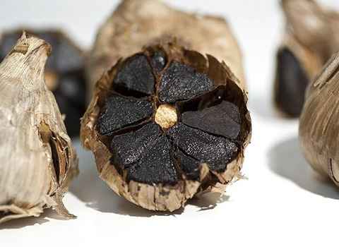 سیر سیاه بسته‌ بندی استاندارد و بهداشتی