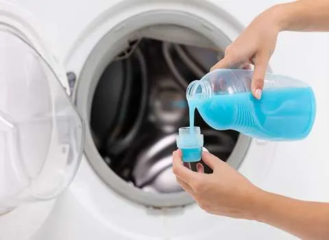 تصویر 1 از قیمت خرید مایع لباسشویی کامفورت سبز + فروش ویژه