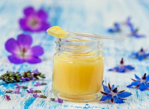 تصویر 3 از فروش ژل رویال عسل ملکه + قیمت خرید به صرفه