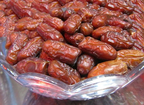 تصویر 2 از قیمت خرید خرمای شاهانی بوشهر + فروش ویژه