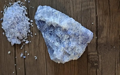 تصویر 1 از خرید نمک آبی دانه شکری + قیمت فروش استثنایی