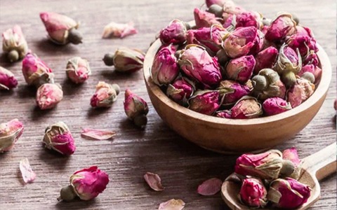 تصویر 2 از فروش غنچه گل محمدی کاشان + قیمت خرید به صرفه