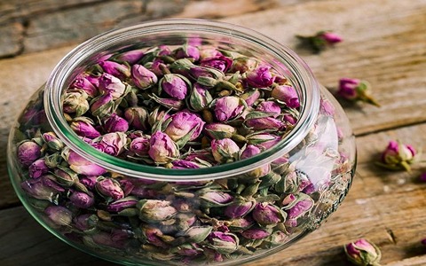 تصویر 4 از فروش گیاه دارویی گل محمدی + قیمت خرید به صرفه