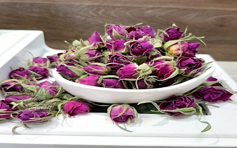 تصویر 2 از فروش گیاه دارویی گل محمدی + قیمت خرید به صرفه