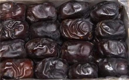 تصویر 2 از قیمت خرید خرما سیاه صادراتی + فروش ویژه