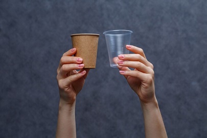 تصویر 1 از قیمت خرید لیوان یکبار مصرف پلاستیکی + فروش ویژه