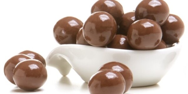 تصویر 3 از خرید شکلات کاکائویی مغزدار + قیمت فروش استثنایی