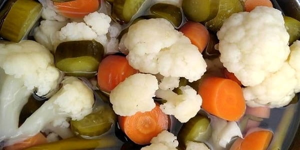 تصویر 1 از قیمت خرید ترشی گل کلم سفید شور با فروش عمده