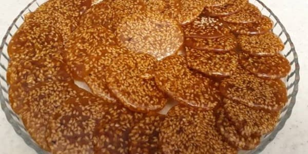 تصویر 4 از خرید پولکی کنجدی خانگی + قیمت فروش استثنایی