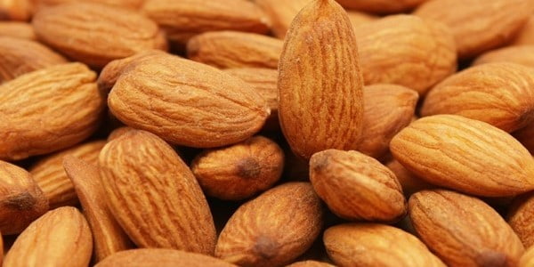 تصویر 1 از خرید و قیمت بادام شیرین خام + فروش صادراتی