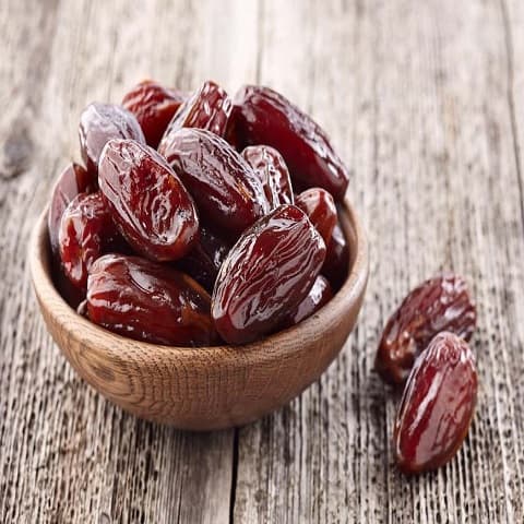 خرما کلوته کرمان رنگ طبیعی و خوش عطر