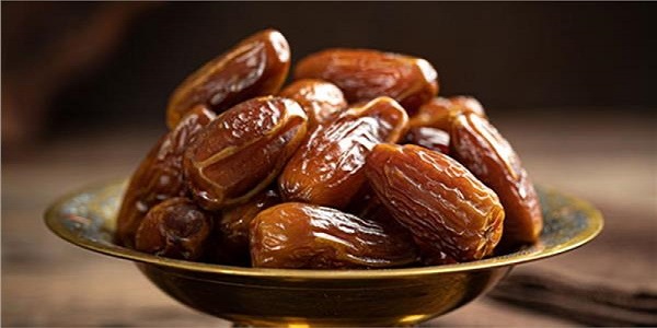 تصویر 5 از قیمت خرید خرما خشک قهوه ای عمده به صرفه و ارزان