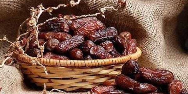 تصویر 3 از خرید خرما پیارم دمباز 1000 گرم + قیمت فروش استثنایی
