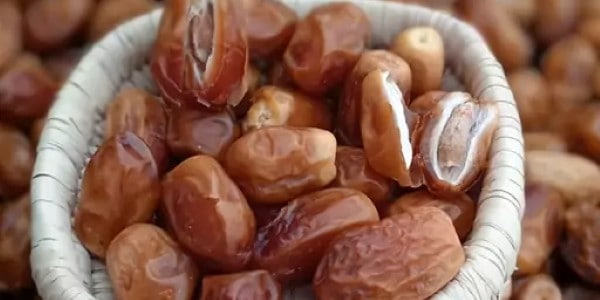 تصویر 1 از قیمت خرما زاهدی زرد + خرید باور نکردنی