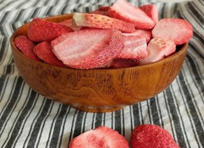 تصویر 5 از قیمت خرید توت فرنگی خشک تایلندی + فروش ویژه