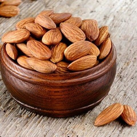 مغز بادام سامان مناسب برای استفاده در آجیل شب عید