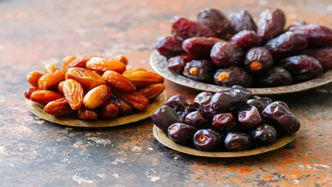 تصویر 1 از قیمت خرمای کلوته جیرفت با کیفیت ارزان + خرید عمده