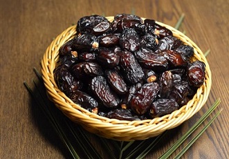 تصویر 5 از قیمت خرید خرما خشک سیاه + فروش ویژه