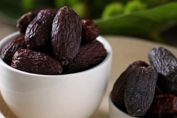 تصویر 5 از قیمت خرید خرما پیارم اصل + فروش ویژه