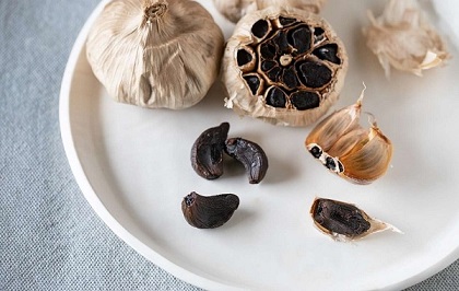 تصویر 5 از قیمت سیر سیاه در عطاری ها