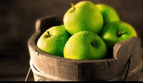 تصویر 4 از قیمت خرید سیب سبز ترش + فروش ویژه