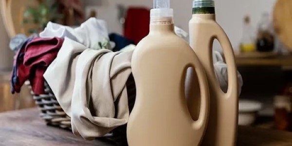 تصویر 3 از خرید مایع شوینده لباس کودک + قیمت فروش استثنایی