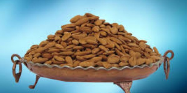 تصویر 4 از معرفی بادام مامایی صادراتی + بهترین قیمت خرید