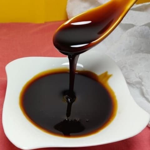 شیره خرما خانگی تهیه‌ شده با روش سنتی بدون افزودنی