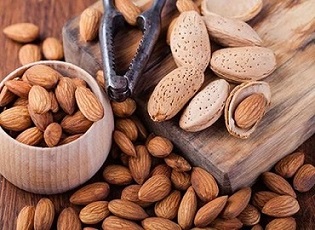 تصویر 5 از قیمت خرید بادام درختی صادراتی + فروش ویژه