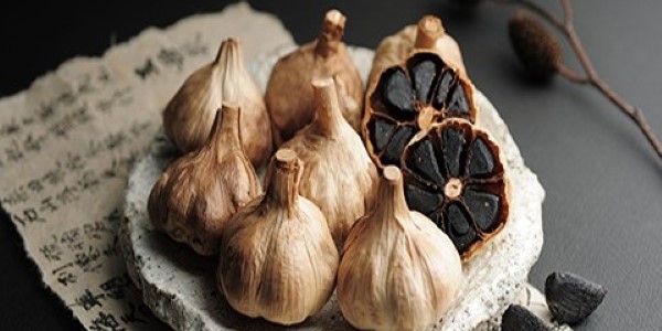 تصویر 2 از قیمت و خرید سیر سیاه غنچه + فروش ارزان
