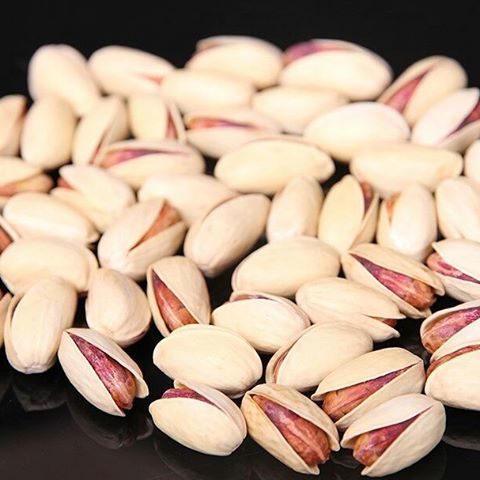 قیمت خرید پسته خام زعفرانی + فروش ویژه