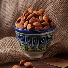 تصویر 5 از قیمت و خرید بادام درختی پوست کنده + فروش ارزان