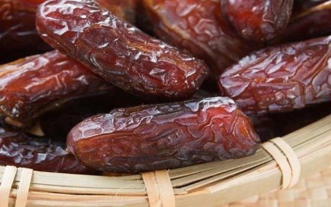 تصویر 1 از قیمت خرید خرما مجول داراب عمده به صرفه و ارزان