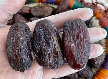 تصویر 4 از قیمت خرید خرما شهابی بوشهر + فروش ویژه