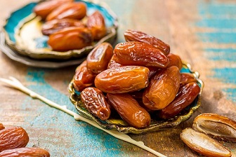 تصویر 1 از قیمت خرید خرما پیارم صادراتی  + فروش ویژه
