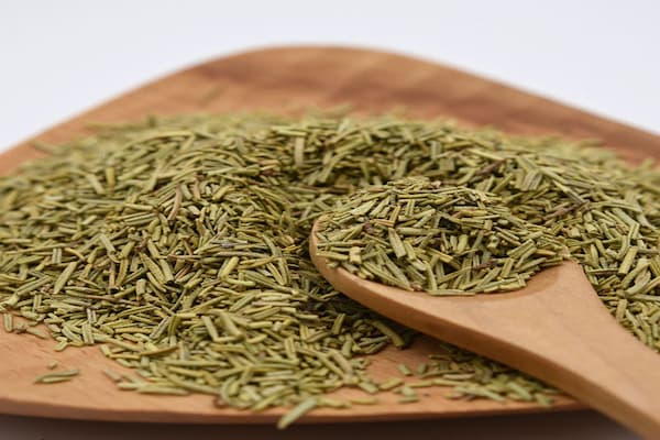 تصویر 1 از خرید گیاه رزماری خشک شده + قیمت فروش استثنایی