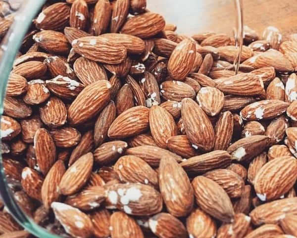 قیمت خرید مغز بادام درختی شور با فروش عمده