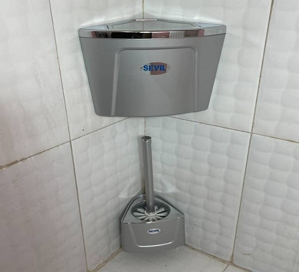تصویر 4 از قیمت سطل و فرچه دیواری دستشویی + خرید باور نکردنی