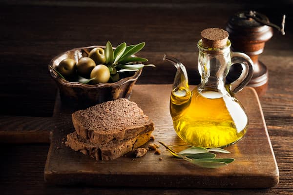 تصویر 3 از قیمت روغن زیتون صادراتی با کیفیت ارزان + خرید عمده