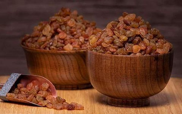 تصویر 3 از قیمت کشمش تیزابی بی دانه با کیفیت ارزان + خرید عمده