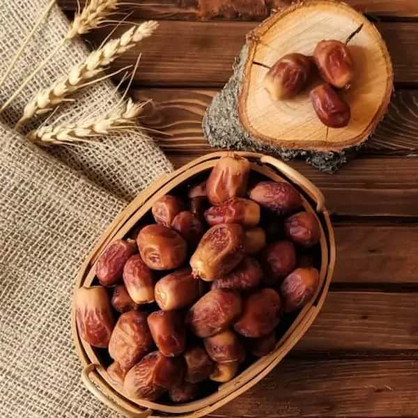خرید خرما زاهدی خشک + قیمت فروش استثنایی