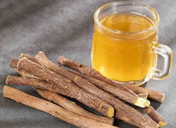تصویر 4 از قیمت خرید عرق گیاهی شیرین بیان  با فروش عمده
