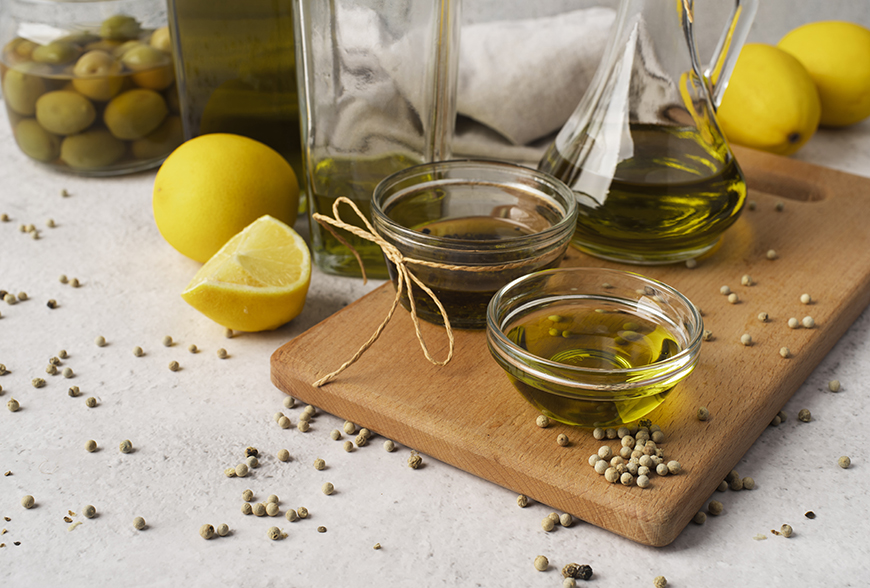 تصویر 1 از قیمت خرید روغن زیتون بکر + فروش ویژه